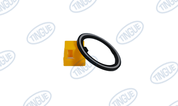 shop.tingue.com T-11 PUSH BTN MOMET,RND GRN,1NO,1NC