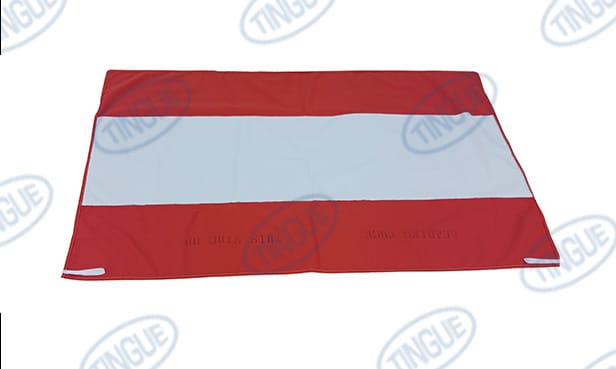 shop.tingue.com 03.06T EUROPEAN WAX CLOTH - 71" WIDE