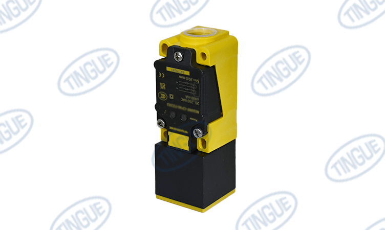 shop.tingue.com T-11 SENSOR INDUCTIVE (SQUARE) CONTROL 20MM