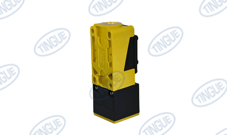 shop.tingue.com T-11 SENSOR INDUCTIVE (SQUARE) CONTROL 20MM