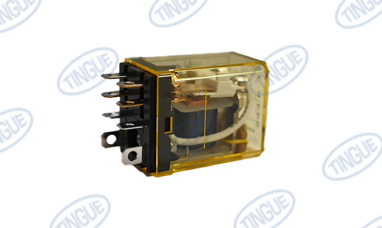RELAY 120VAC 8 BLADE CUBE DPDT W/ LIGHT