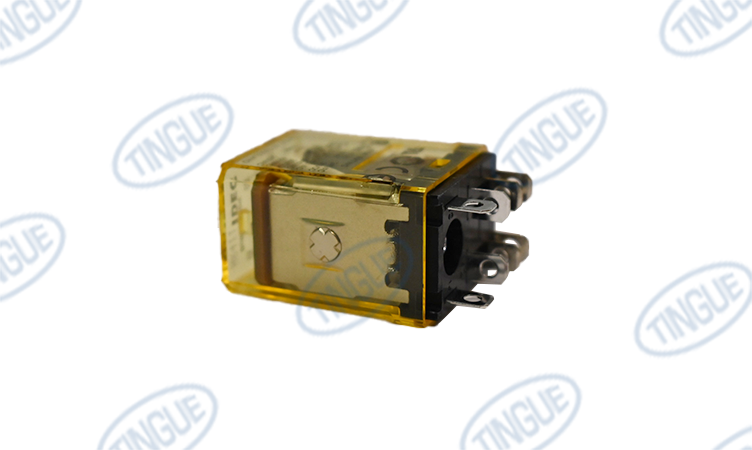 RELAY 120VAC 8 BLADE CUBE DPDT W/ LIGHT