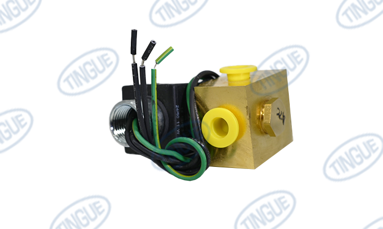 CLUTCH VALVE