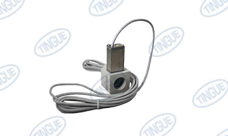 shop.tingue.com T-11 PRESSURE SWITCH W/PIPING ADAPTER