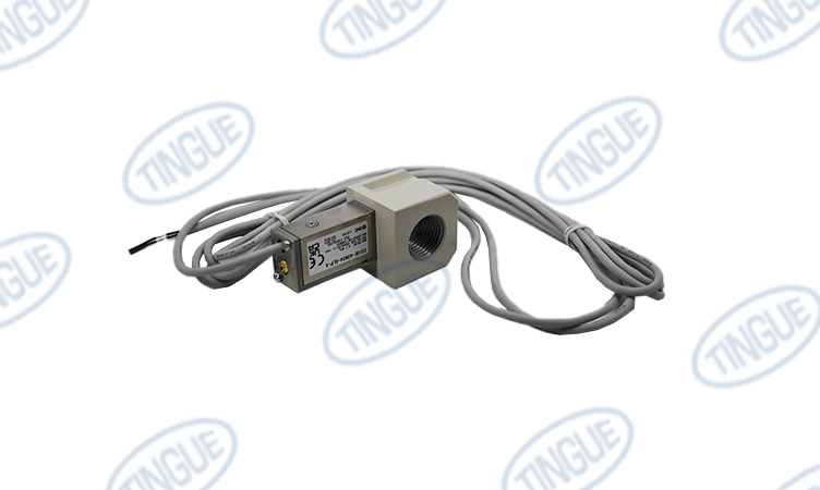 shop.tingue.com T-11 PRESSURE SWITCH W/PIPING ADAPTER