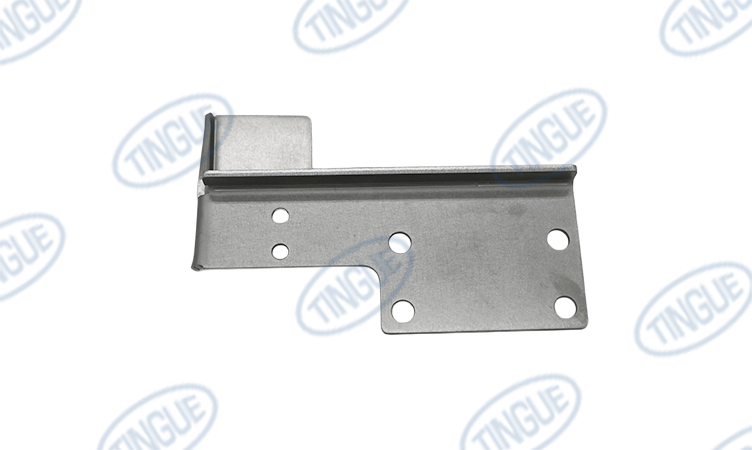shop.tingue.com T-11 CD-0609-689  -  E-CHAIN MOUNTING LEFT HAND BRACKET