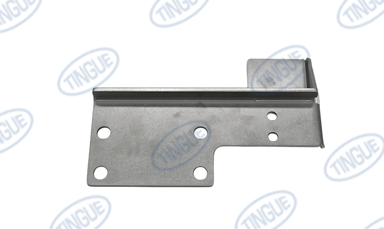 shop.tingue.com T-11 CD-0609-690  -  E-CHAIN MOUNTING RIGHT HAND BRACKET
