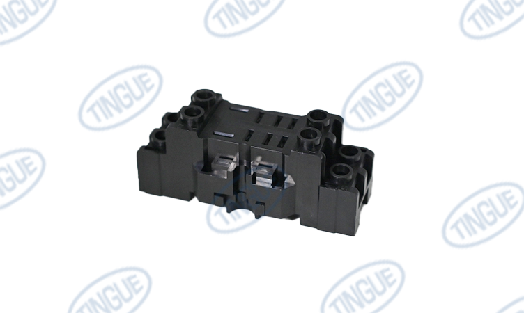 SOCKET FOR 2 POLE RELAY IDEC SH2B-05C