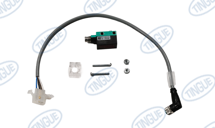 CD-1607-227-L-02 - PHOTOSENSOR LIGHT OPERATE W/CONN REPLACED CD-1607-228-02