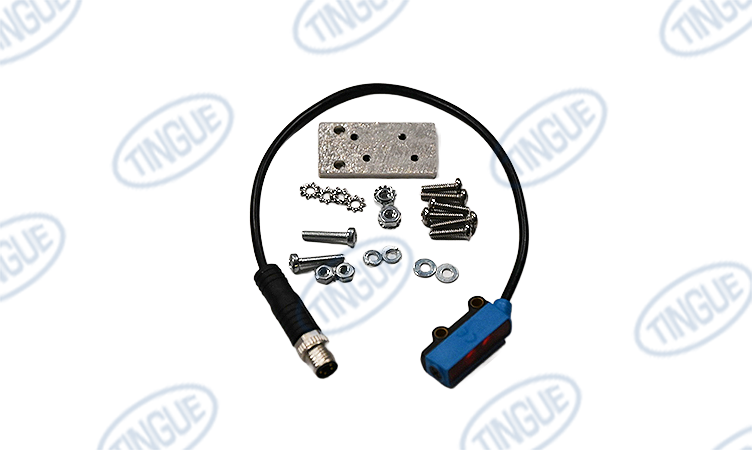 CD-1607-232-A - SENSOR PHOTO DIFFUSE ADJ P-P M8 W/ADAPTE