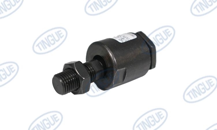 COUPLING 3/8"