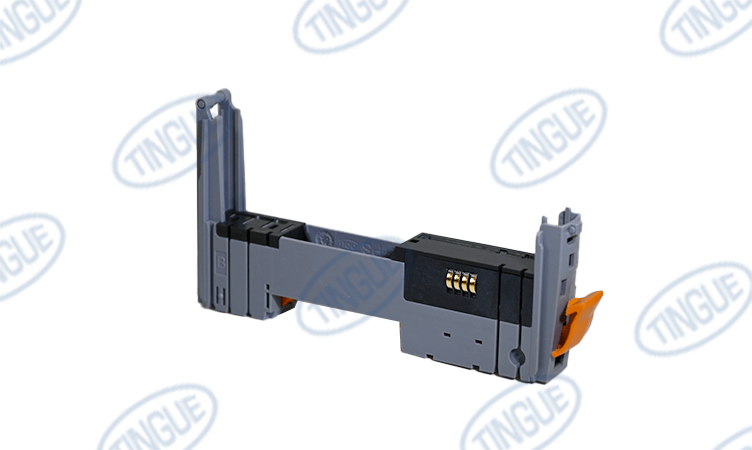 shop.tingue.com T-11 BUS MODEL (POWER BUS SUPPLY SEPERATION)