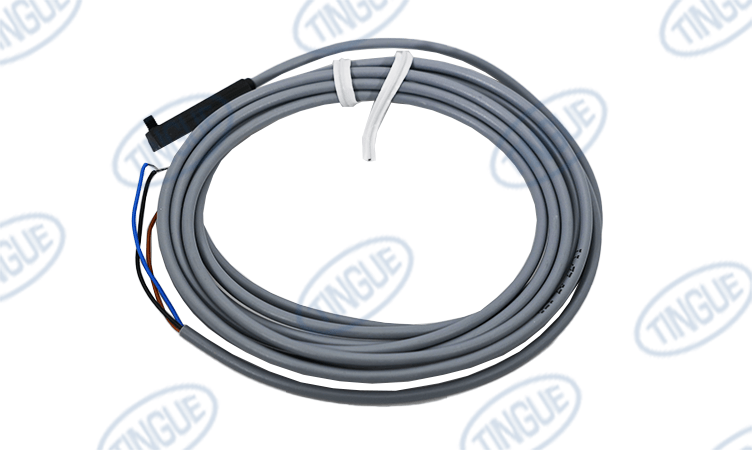 shop.tingue.com T-11 SWITCH PROXIMITY  CSV-332 CAMOZZI