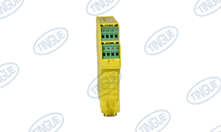 SAFETY RELAY