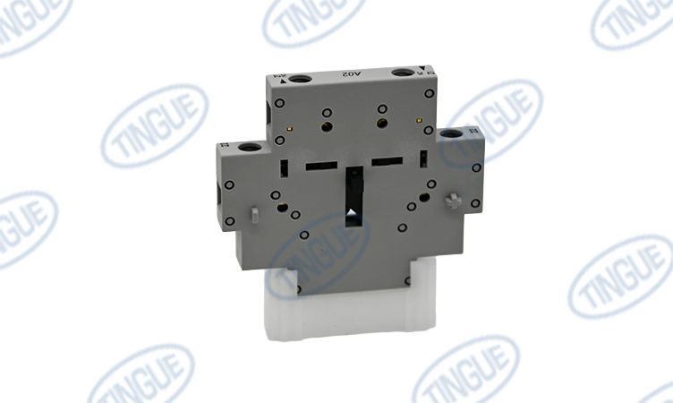 ML-09MC08020A - MECHANICAL INTERLOCK, 2 N/C