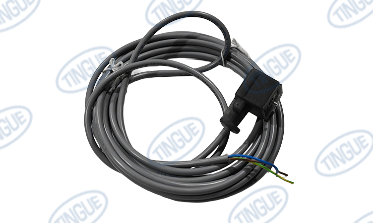 ML-12M348V9F - CABLE, SOLENOID CONNECTOR 6-48VDC/VAC 5M