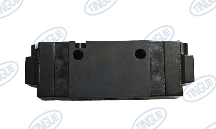 shop.tingue.com T-12 1/4 4 WAY VALVE WITH FITTINGS