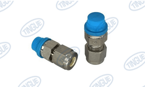 Chicago Dryer T-11 FITTING